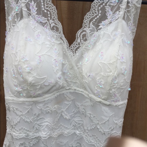 White Lace Halter Dress 💕 - Picture 4 of 8